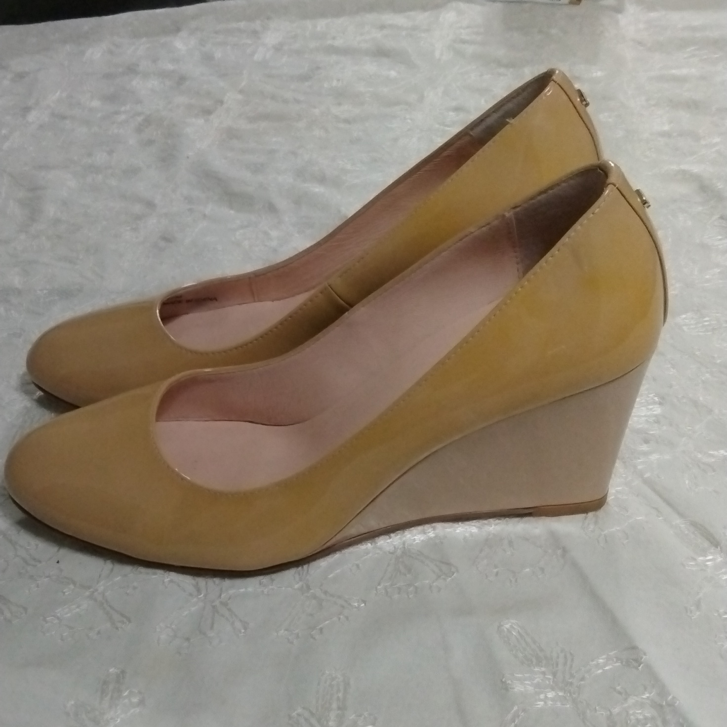 Kate Spade Spadril Heels Sz 10 M Color Cream Vanilla In Excellent Condition
